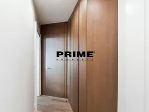 Pronájem bytu 2+kk, Praha - Vinohrady, náměstí Jiřího z Poděbrad, 54 m2