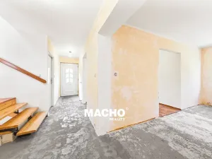 Prodej rodinného domu, Okrouhlo, 163 m2
