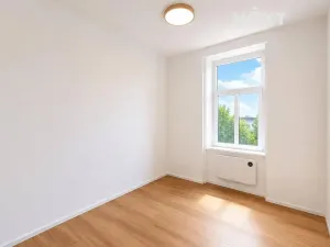 Prodej bytu 1+kk, Praha - Vysočany, Kolmá, 16 m2