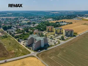 Pronájem bytu 1+kk, Klecany, V Honech, 30 m2