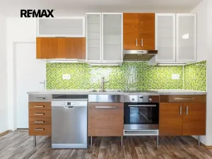 Prodej bytu 2+kk, Praha - Řepy, Šimonova, 62 m2