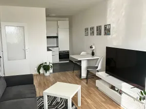 Prodej bytu 2+kk, Praha - Jinonice, K rovinám, 46 m2