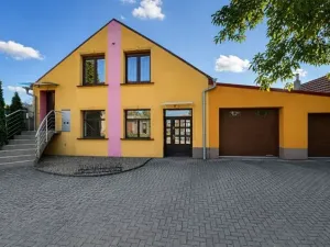 Pronájem obchodního prostoru, Rakvice, 160 m2