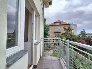Pronájem bytu 2+1, Praha - Smíchov, Podbělohorská, 42 m2