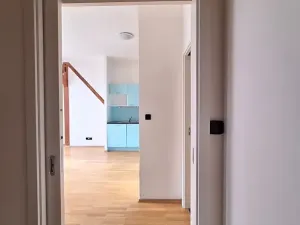 Pronájem bytu 1+1, Praha - Žižkov, Roháčova, 60 m2