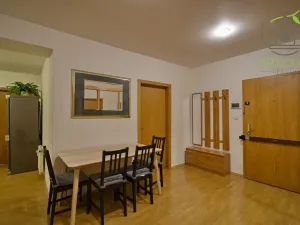 Pronájem bytu 2+1, Praha - Staré Město, Betlémské náměstí, 75 m2