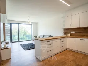 Pronájem bytu 2+kk, Hradec Králové, Pálenecká, 60 m2
