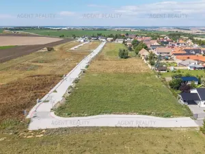 Prodej pozemku pro bydlení, Slaný, 915 m2