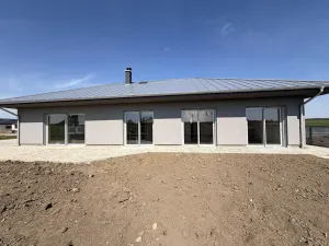 Prodej rodinného domu, Sukorady, 200 m2