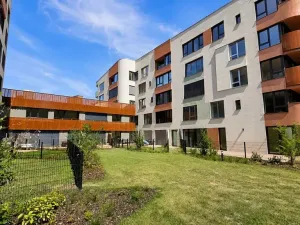 Pronájem bytu 2+kk, Praha - Radlice, U Komína, 52 m2