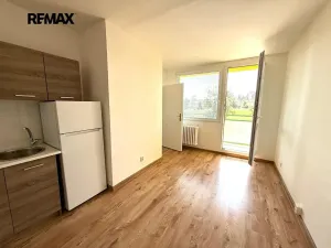 Pronájem bytu 2+kk, Slaný, Otakara Jaroše, 36 m2