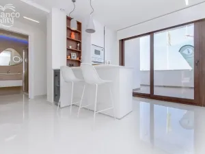 Prodej rodinného domu, Torrevieja, Alicante, Španělsko, 63 m2