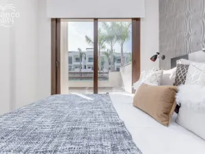 Prodej rodinného domu, Torrevieja, Alicante, Španělsko, 63 m2