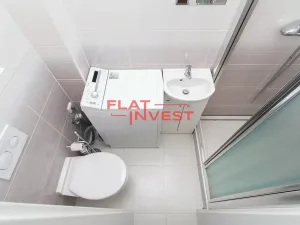 Pronájem bytu 1+kk, Praha - Holešovice, Tusarova, 30 m2
