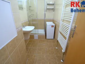 Pronájem bytu 2+kk, Praha - Nusle, Mojmírova, 45 m2