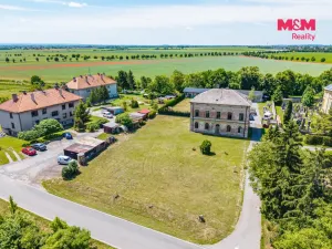 Prodej pozemku pro bydlení, Dvory - Veleliby, 618 m2
