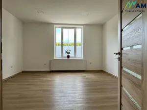 Prodej bytu 3+1, Třinec - Staré Město, Dvořákova, 84 m2