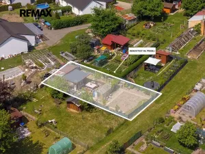 Prodej zahrady, Rybitví, 260 m2