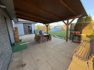 Prodej rodinného domu, Klešice, 212 m2
