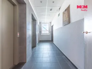Prodej bytu 2+kk, Praha - Hlubočepy, Högerova, 48 m2