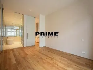 Pronájem bytu 3+kk, Praha - Vinohrady, Laubova, 109 m2