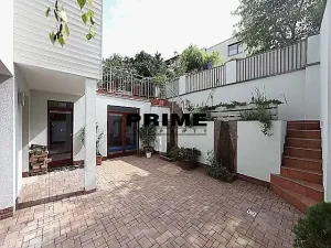 Pronájem rodinného domu, Praha - Veleslavín, Nad hradním potokem, 350 m2