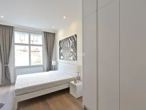 Pronájem bytu 2+kk, Praha - Vinohrady, náměstí Jiřího z Poděbrad, 56 m2