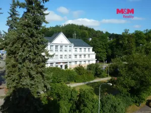 Pronájem bytu 2+1, Náchod, Husovo náměstí, 80 m2