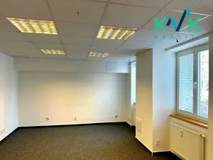 Pronájem obchodního prostoru, Ostrov, Hlavní třída, 160 m2