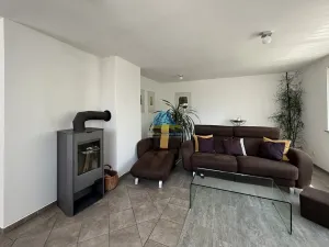 Prodej rodinného domu, Libá, 160 m2