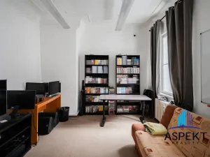 Pronájem kanceláře, Praha - Malá Strana, Sněmovní, 255 m2