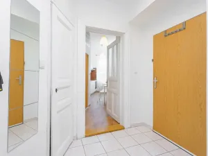Prodej bytu 2+kk, Praha - Holešovice, Argentinská, 37 m2