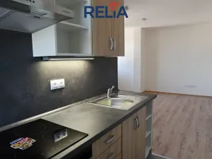 Pronájem bytu 2+kk, Liberec, Americká, 42 m2