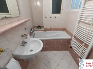 Pronájem bytu 3+1, Rakovník, Husovo náměstí, 95 m2