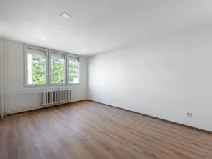 Prodej bytu 2+1, Praha - Lhotka, Zálesí, 42 m2
