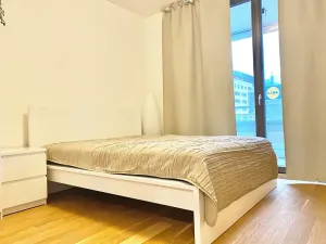 Pronájem bytu 2+kk, Praha - Vysočany, Sokolovská, 50 m2
