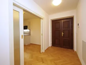 Pronájem bytu 2+kk, Praha - Staré Město, Kozí, 38 m2