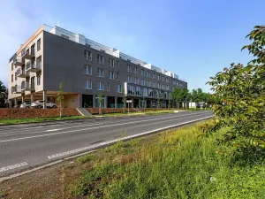 Prodej obchodního prostoru, Praha - Běchovice, Českobrodská, 100 m2