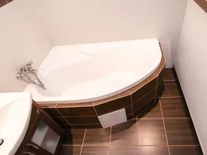 Pronájem bytu 2+kk, Praha - Žižkov, Ježkova, 43 m2
