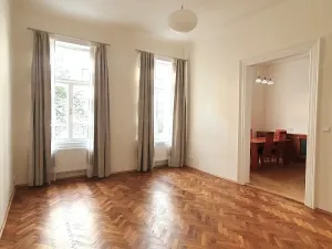 Pronájem bytu 3+1, Praha, Italská, 112 m2