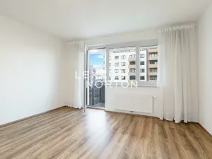 Pronájem bytu 2+kk, Praha - Kbely, Sedlářova, 52 m2