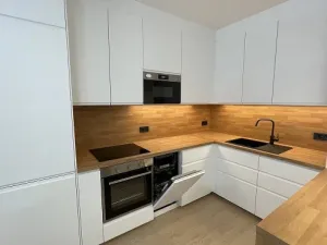 Pronájem bytu 3+kk, Praha - Řeporyje, Haenkeho, 80 m2