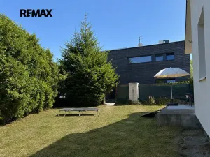 Pronájem bytu 3+kk, Praha - Klánovice, Divecká, 88 m2