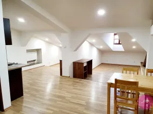 Pronájem bytu 2+kk, Olomouc, Dolní náměstí, 55 m2