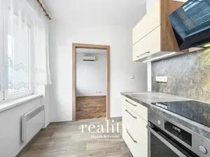 Pronájem bytu 1+1, Znojmo, Čermákova, 37 m2