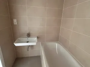 Pronájem bytu 3+kk, Praha - Řeporyje, Haenkeho, 65 m2