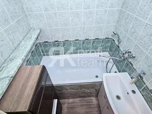 Prodej bytu 3+1, Ostrava, Aleše Hrdličky, 68 m2