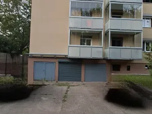 Pronájem garáže, Kolín, Tyršova, 20 m2