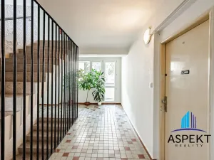 Pronájem bytu 1+kk, Praha - Vokovice, Evropská, 24 m2