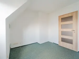 Prodej bytu 3+1, Opava, Gogolova, 70 m2